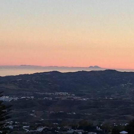 Stunning Apartment In The Heart Of Mijas Pueblo エクステリア 写真